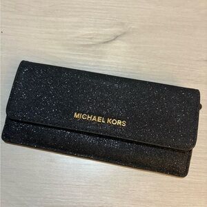 Like new Michael Kors Sparkling Black Wallet